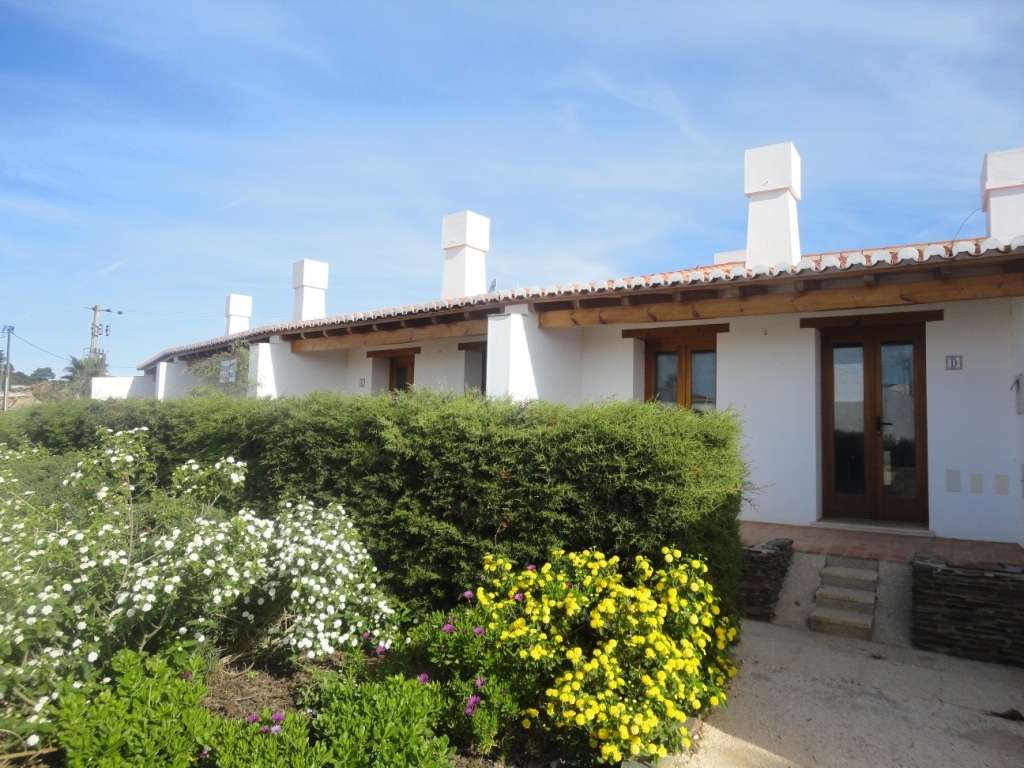 V1 Terra (Cheap Prices) Aljezur, Algarve, Portugal City Breaks