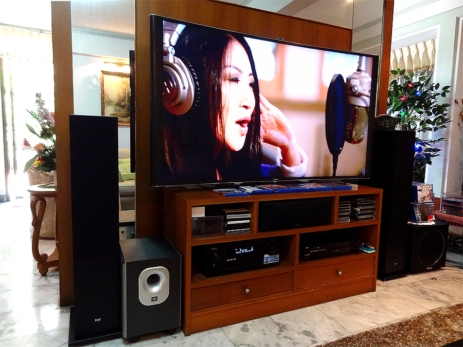 Home Theatre System with 2 Subwoofers