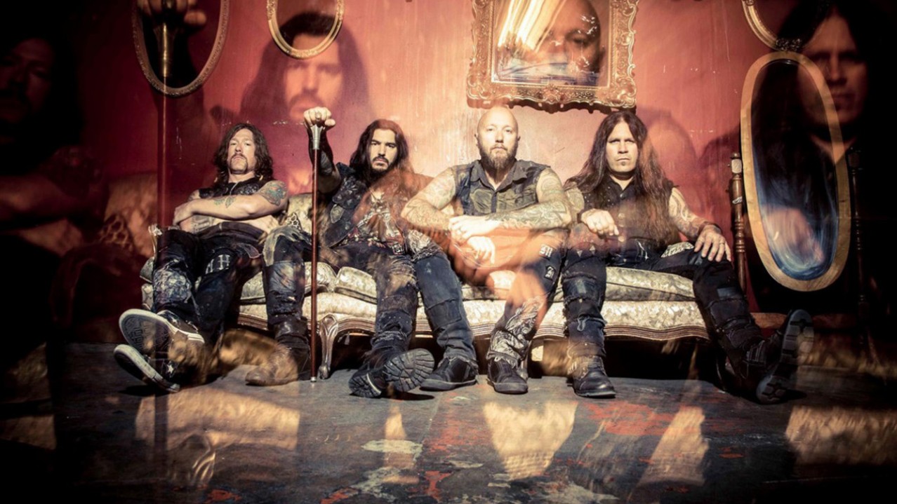 MACHINE HEAD Releases New Live Video Of "Ten Ton Hammer" From Bonus DVD