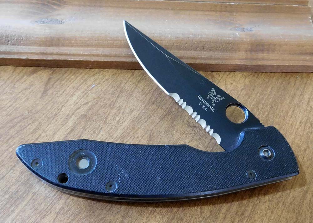 OLDER BENCHMADE KNIVES