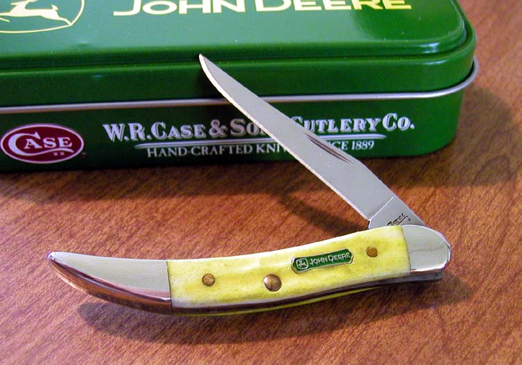 CASE JOHN DEERE KNIVES