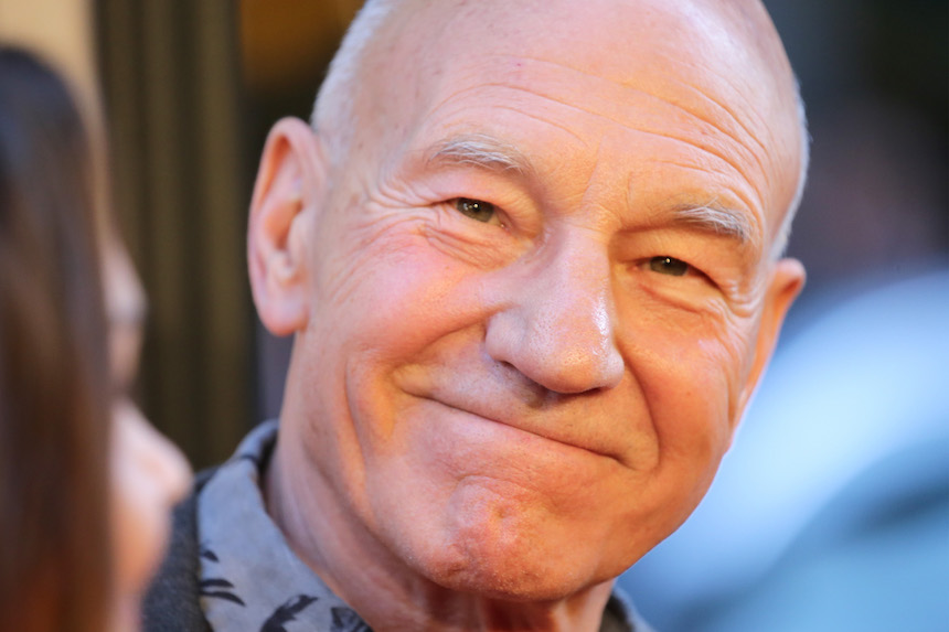 Pasen la bacha Patrick Stewart confiesa usar marihuana