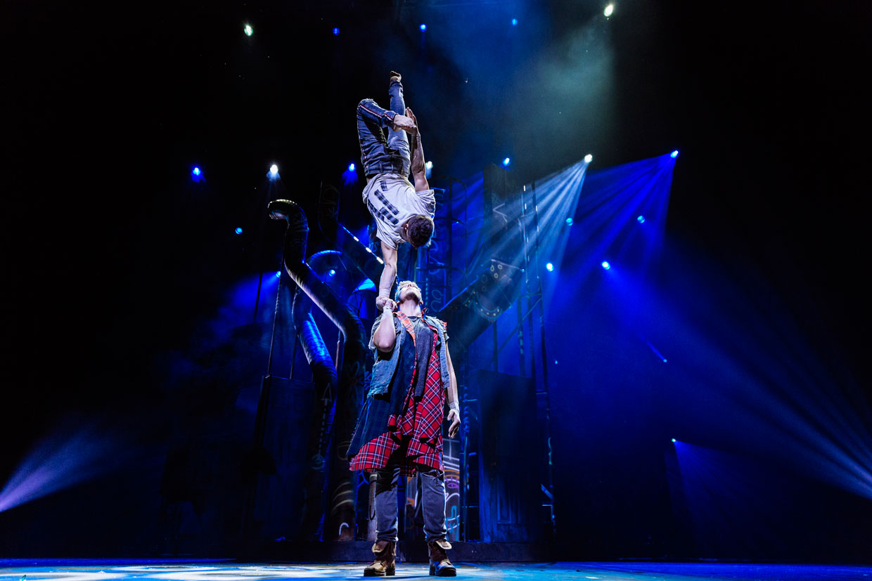 Cirque du Soleil Colocs série hommage TroisRivières Amphithéâtre