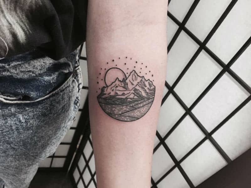 30 Epic Mountain Tattoo Ideas