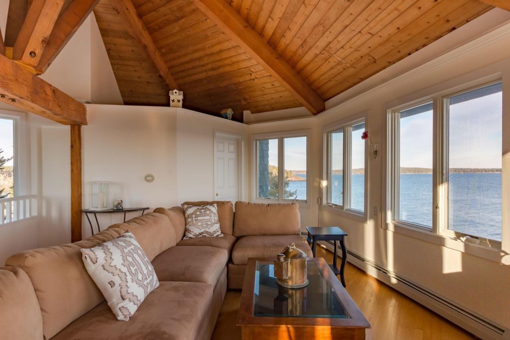 Video of the Week Take a Virtual Tour of a Striking Waterfront Home in Harpswell, Maine
