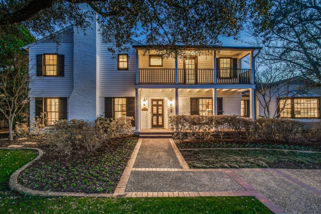 Video of the Week Take a Virtual Tour of a Charming Preston Hollow
