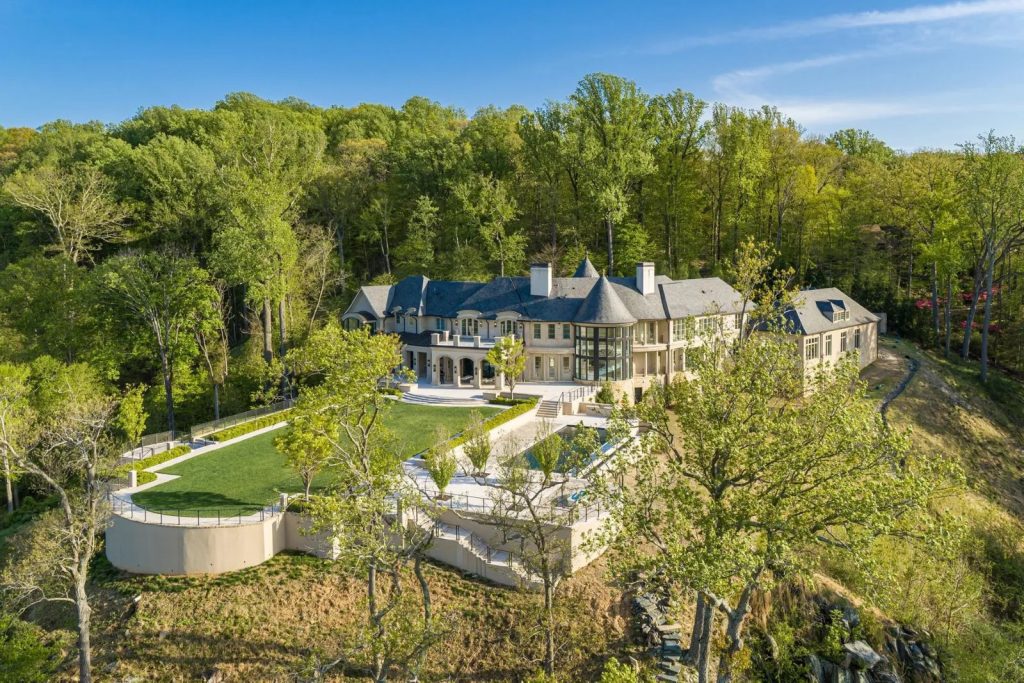 Video of the Week French Provincial Inspired Mansion in McLean, Virginia Sotheby´s