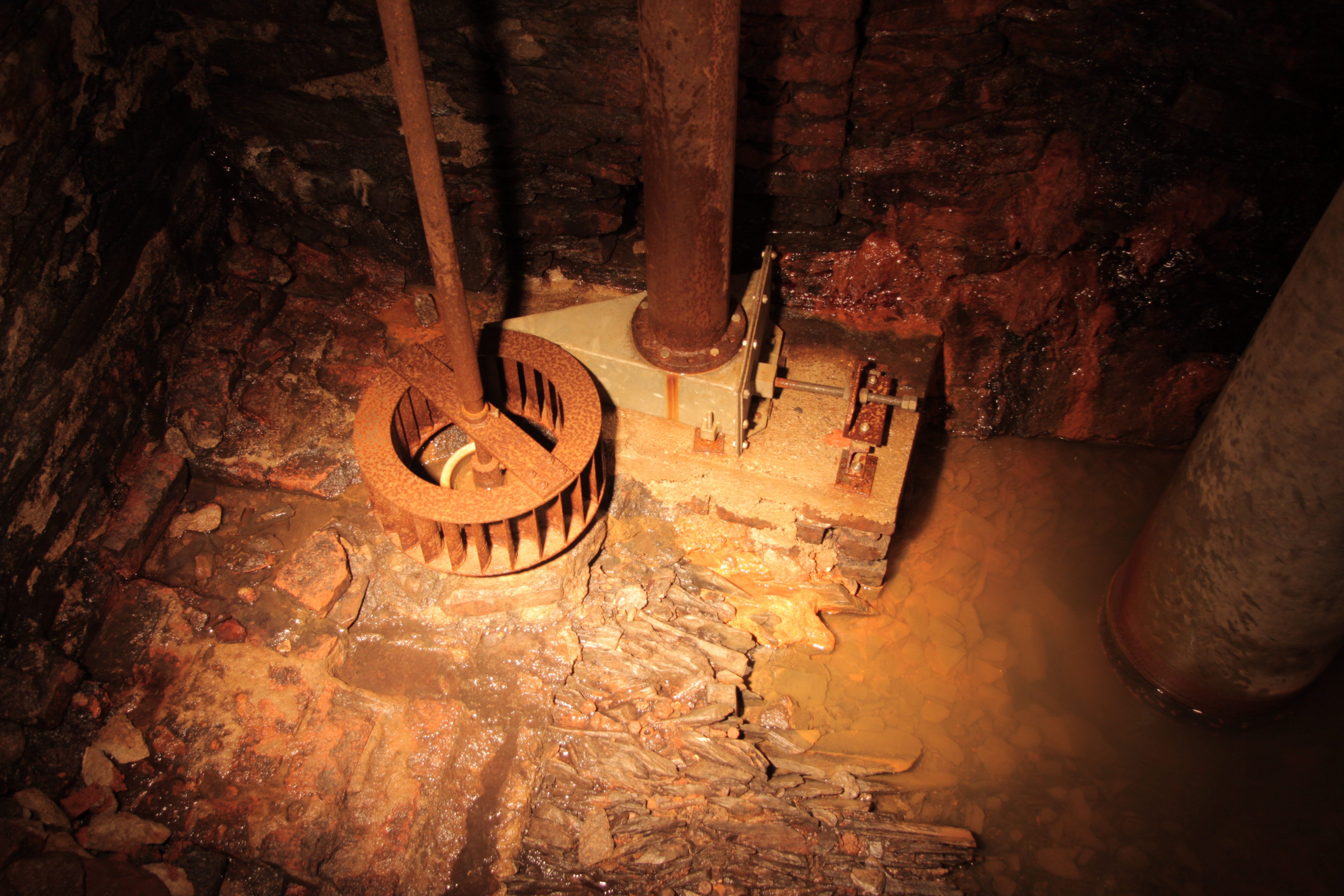 Horizontal waterwheel Sounds Of Changes