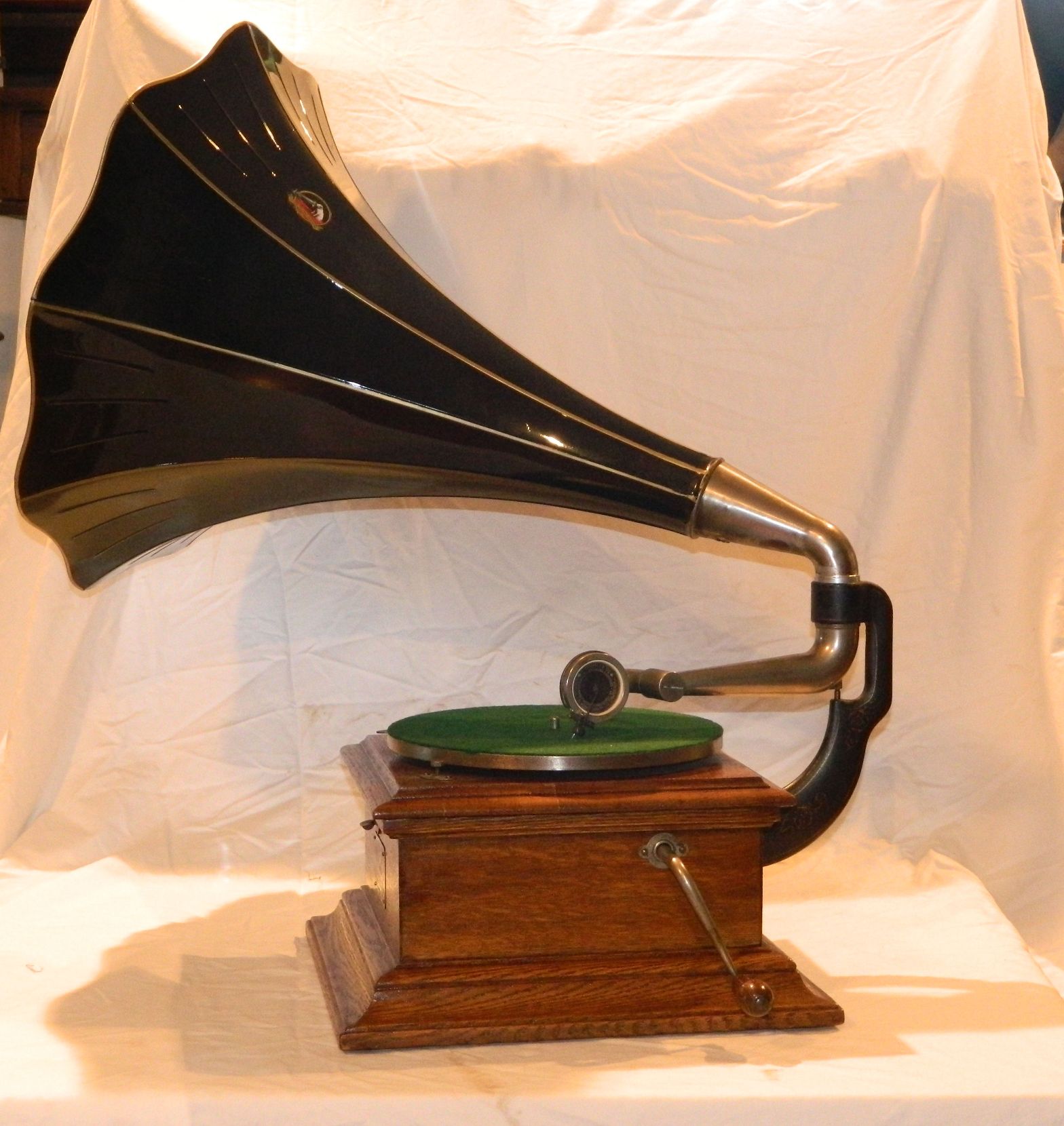 Reproduction steel phonograph needles, bamboo needles, records, radios, victrola needles
