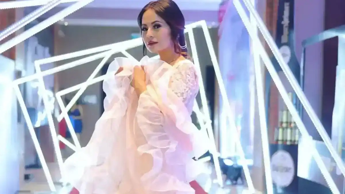 Malvika SubbaBiography, Age, Husband, Brother, Height, Son