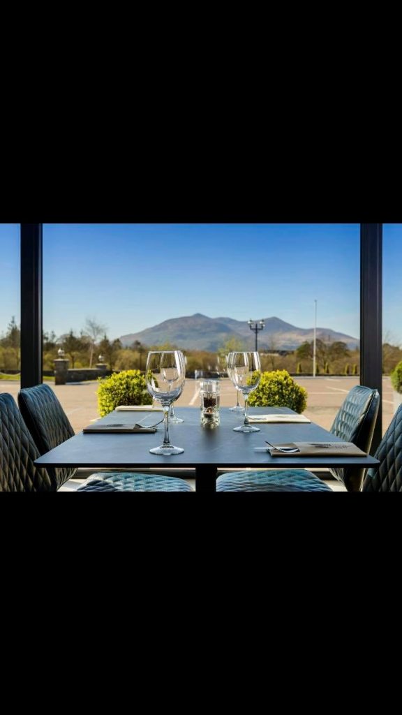 killarney oaks hotel Southern Brides