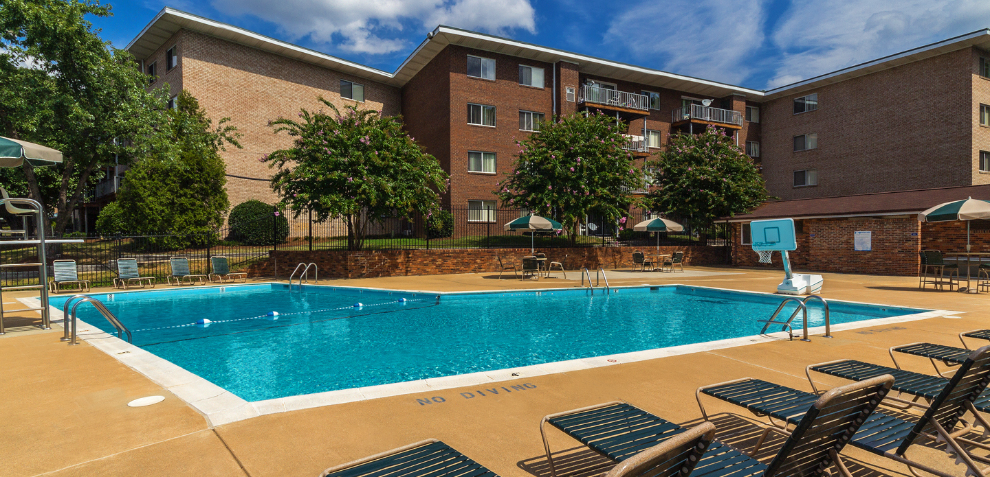 Features & Amenities Cherry Arms Southern Management