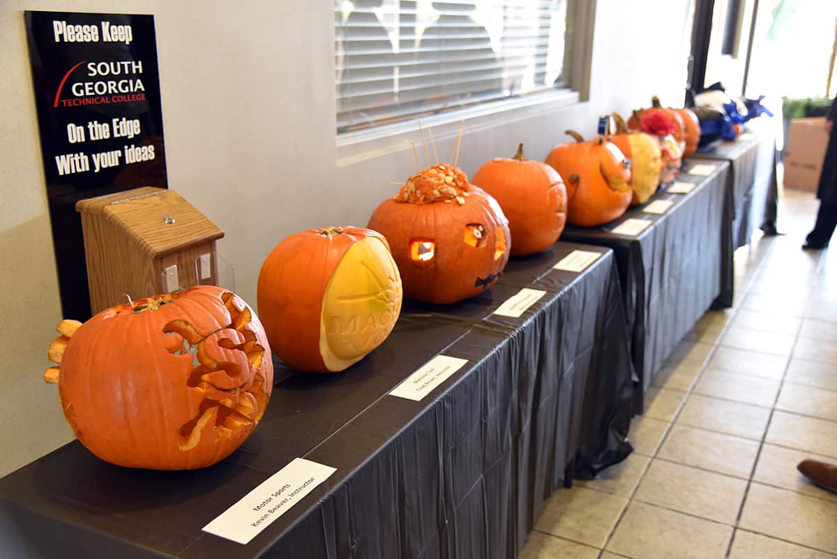 Sgtc student government association hosts halloween festivities