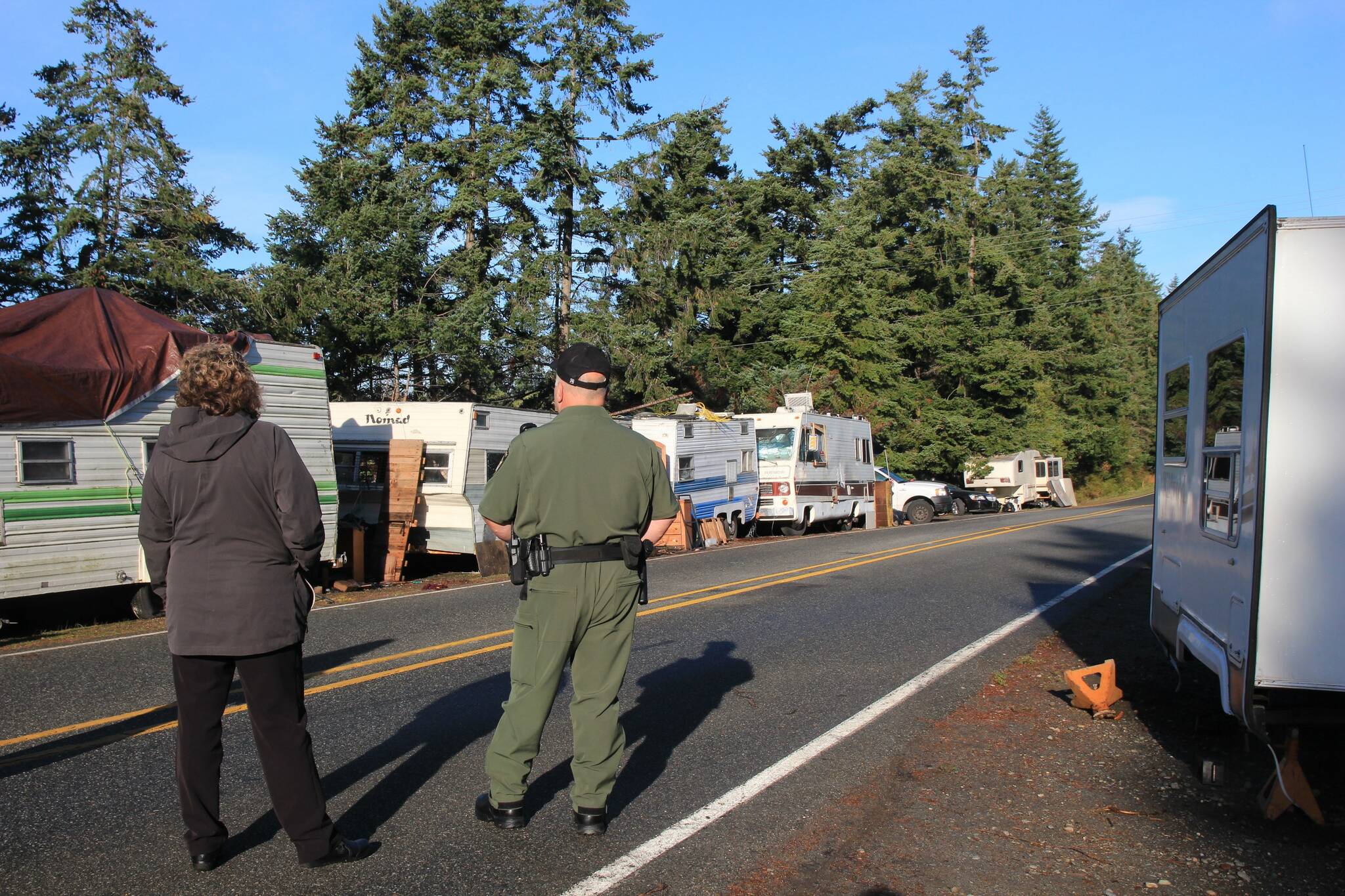 Sheriff’s Office to begin removing RVs from roadside encampment South