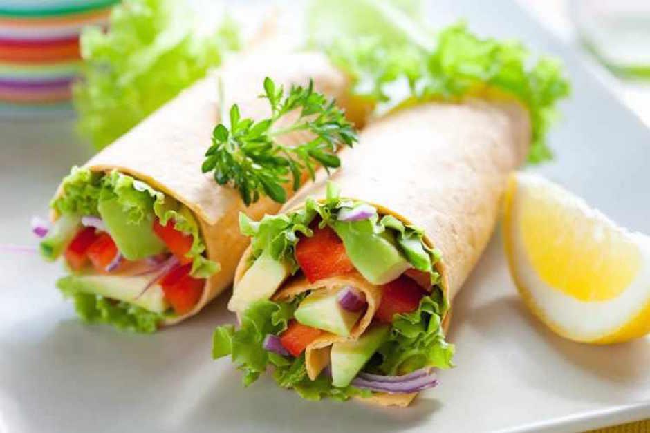 Cuatro almuerzos fáciles de preparar para llevar a la oficina