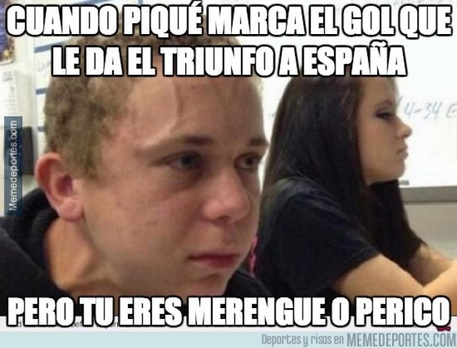 Piqué salva a España ante República Checa, pero no evita los memes