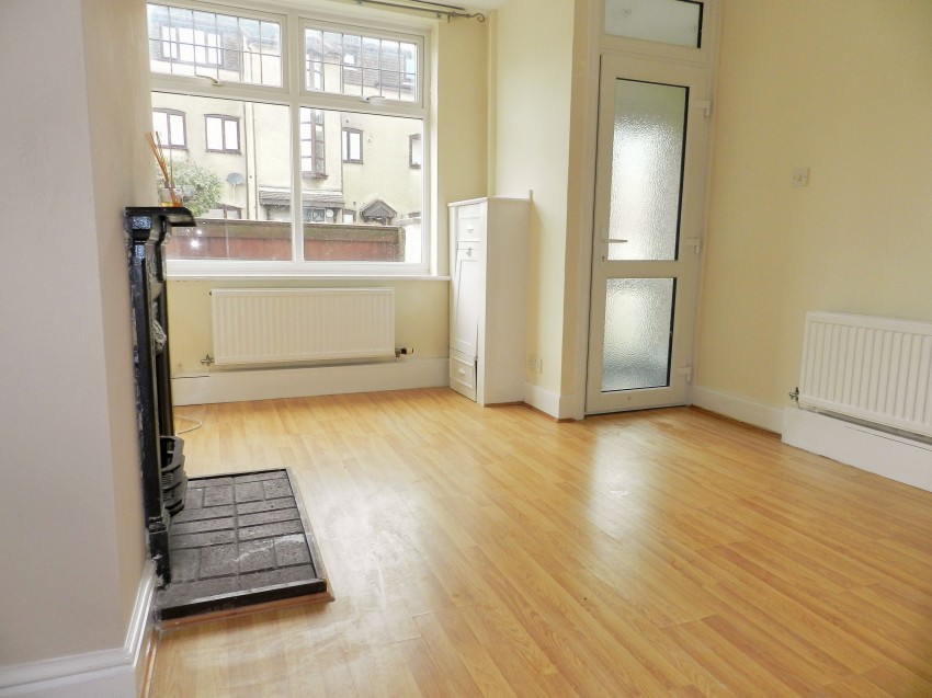 Back Seaview, Wirral, 2 bedroom, Apartment