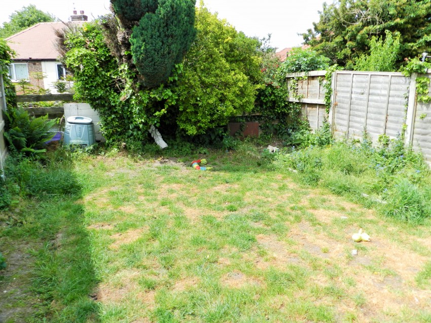 Jubilee Drive, West Kirby, Wirral, 3 bedroom, SemiDetached