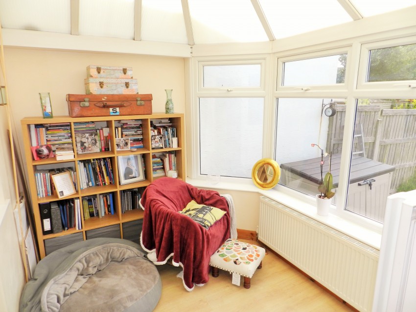 Jubilee Drive, West Kirby, Wirral, 3 bedroom, SemiDetached