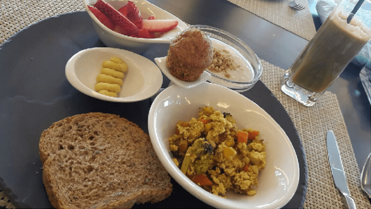 Breakfast at Sha Wellness Clinic