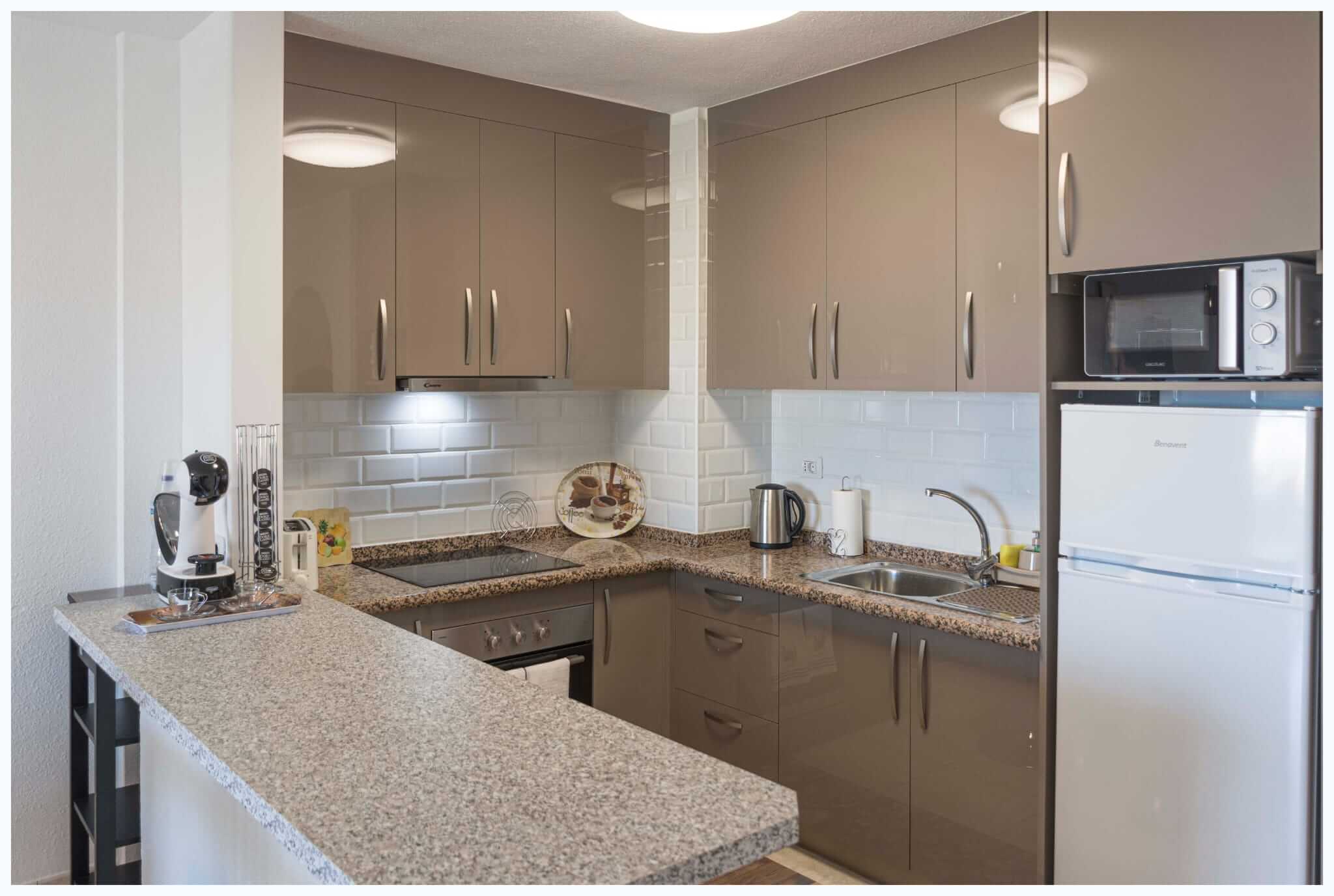 San Marino Complex (Ref 168)