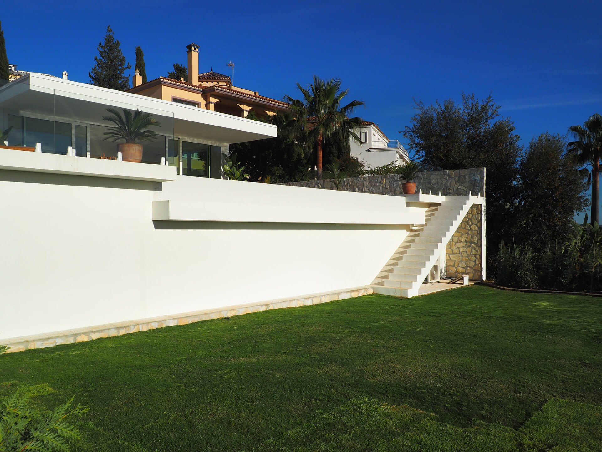 Køb hus i Spanien » Eksklusive huse i skandinavisk design