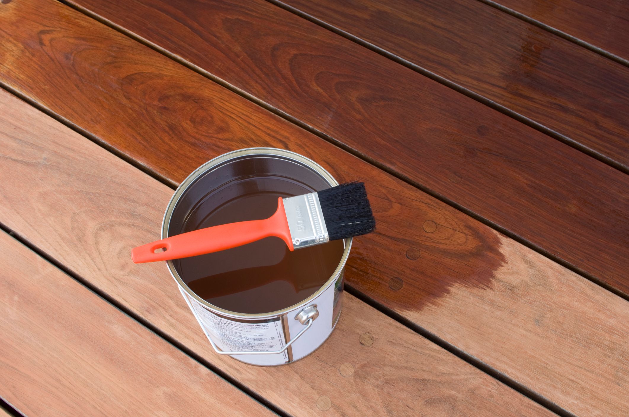 How To Clean A Deck Without Damaging Sparkle And Shine