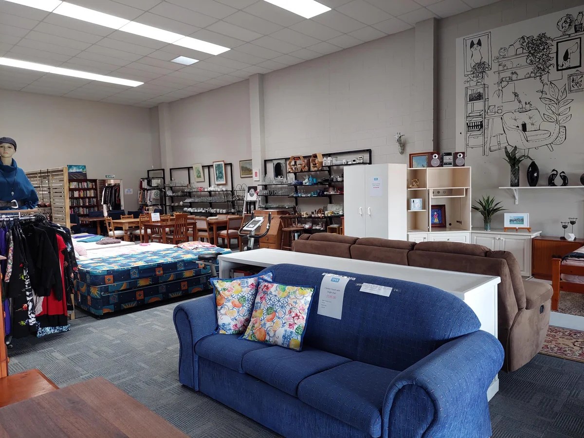 Manukau Op Shop Furniture & Homeware • SPCA New Zealand