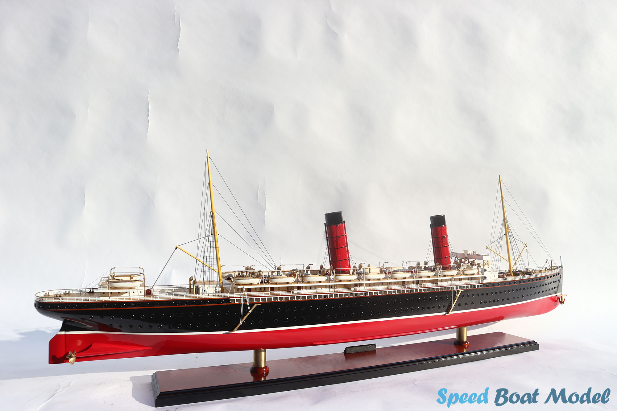Rms Campania Ocean Liner Model 39.3" Speed Boat Model