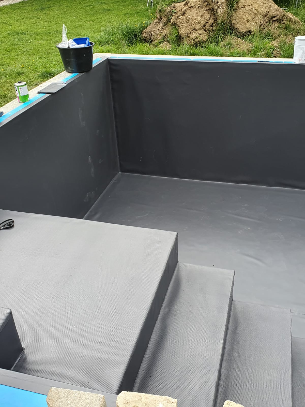 Swimmingpool Abdichtung - Spenglerei Rössl Willi