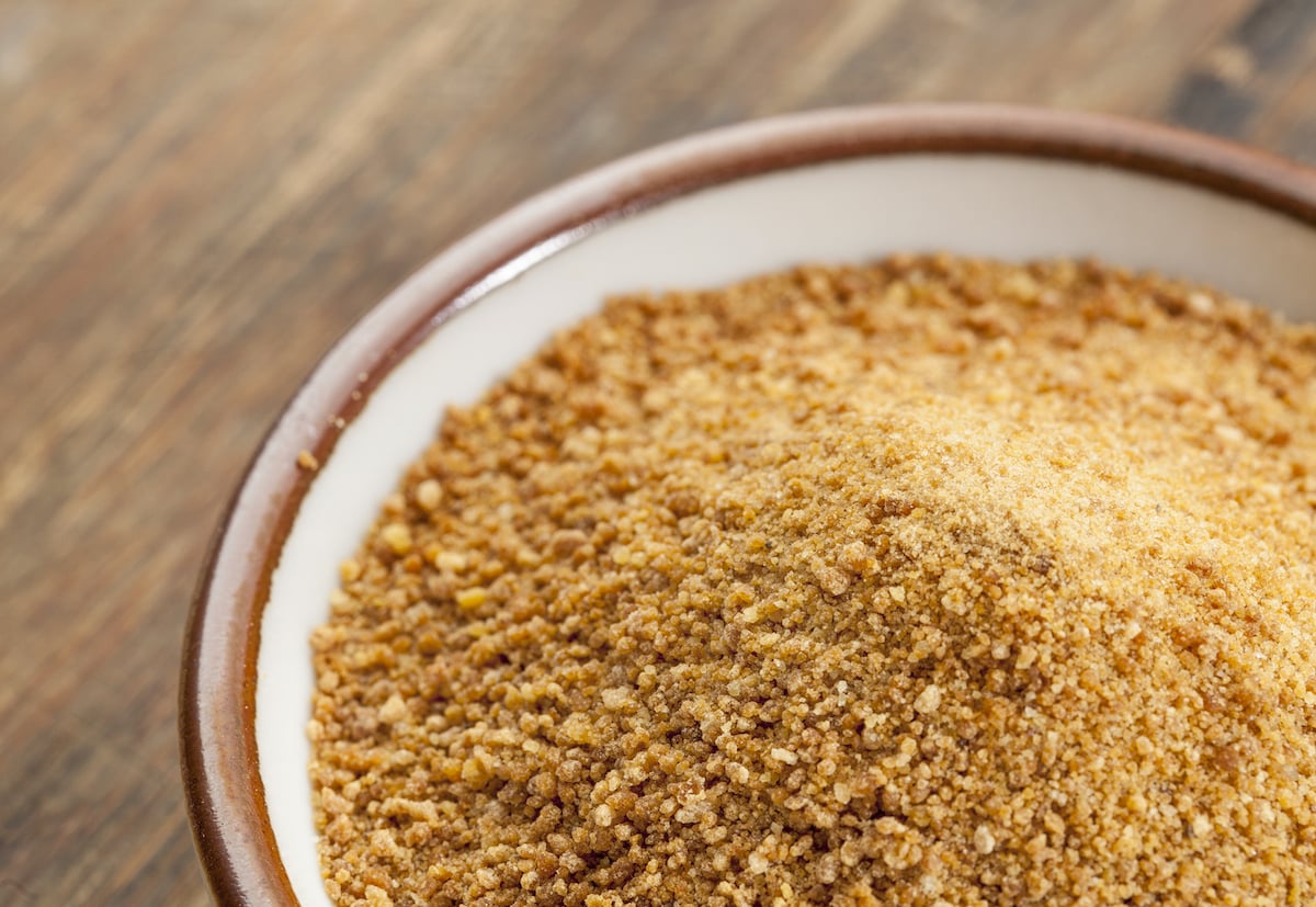 Palm Sugar Vs. Coconut Sugar SPICEography Showdown