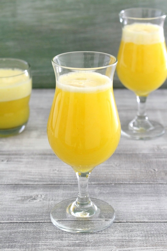 Pineapple juice recipe (How to make pineapple juice recipe)