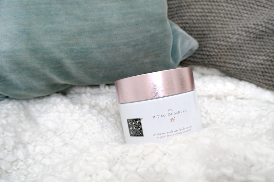 3 products to prep skin for selftanner