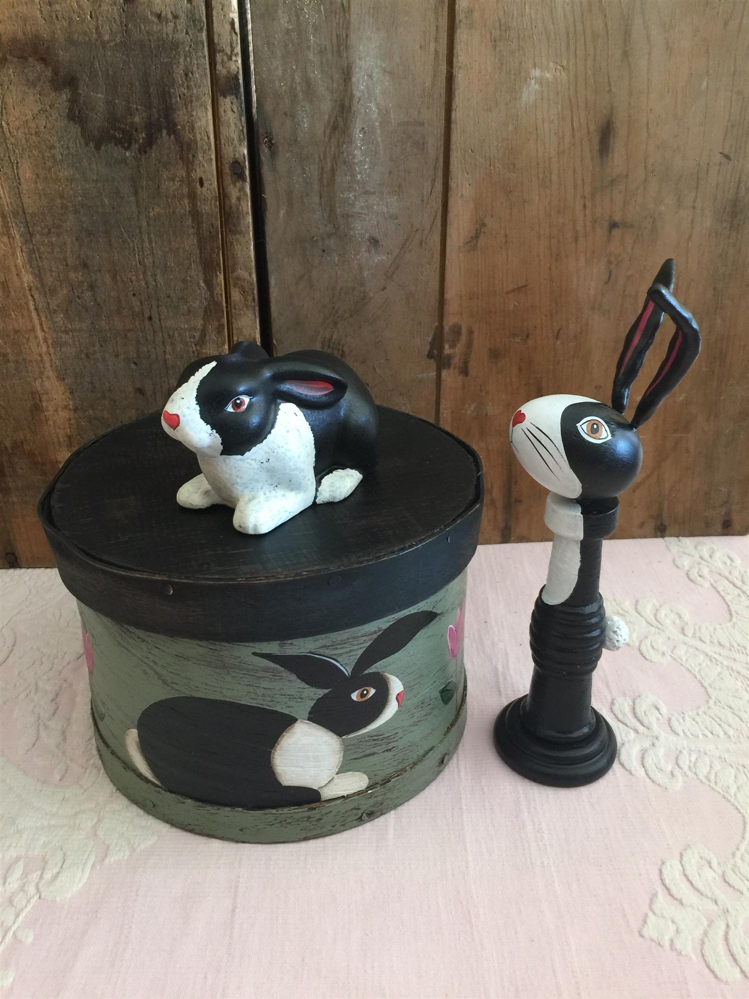 American Spindle Art has a diverse selection of spindle characters and