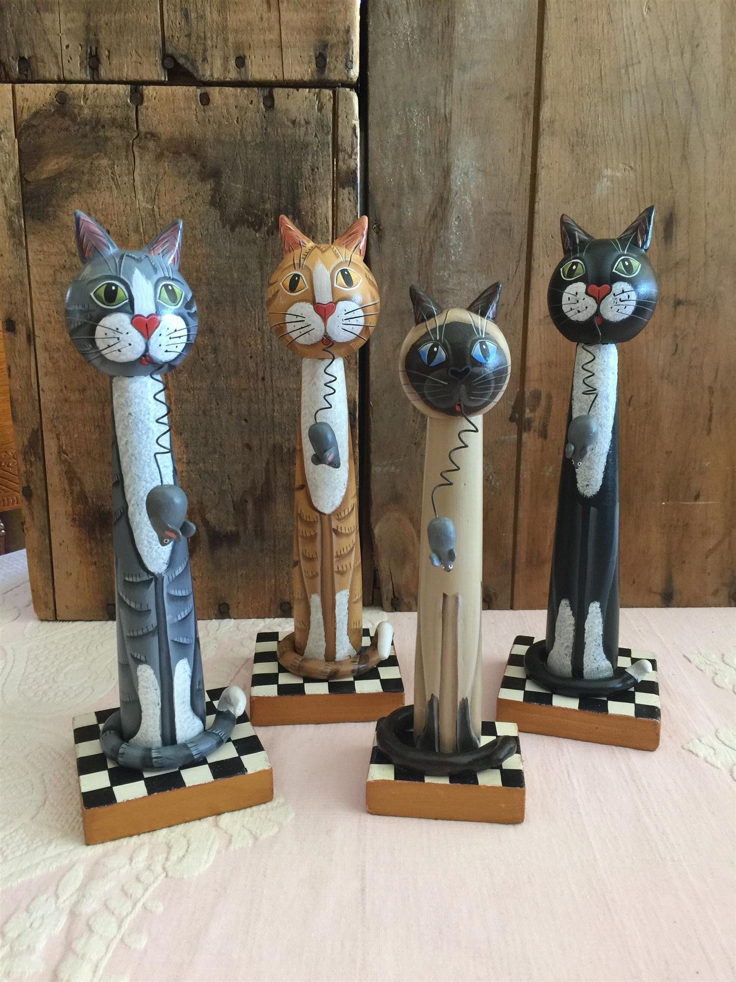 American Spindle Art has a diverse selection of spindle characters and