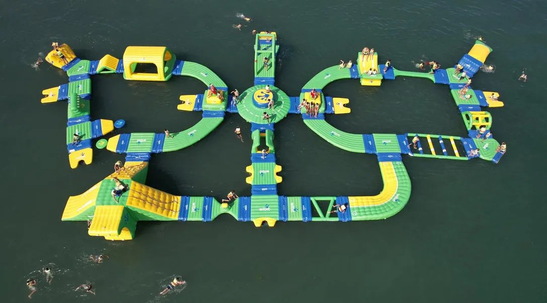 Splashtown Niagara Family Fun Inflatable Water Park