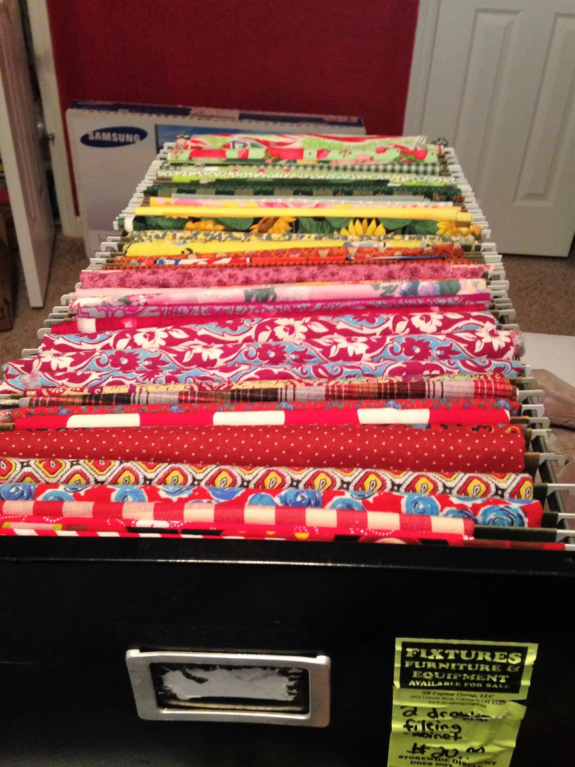 Life Hack How to Organize Fabric Splendry