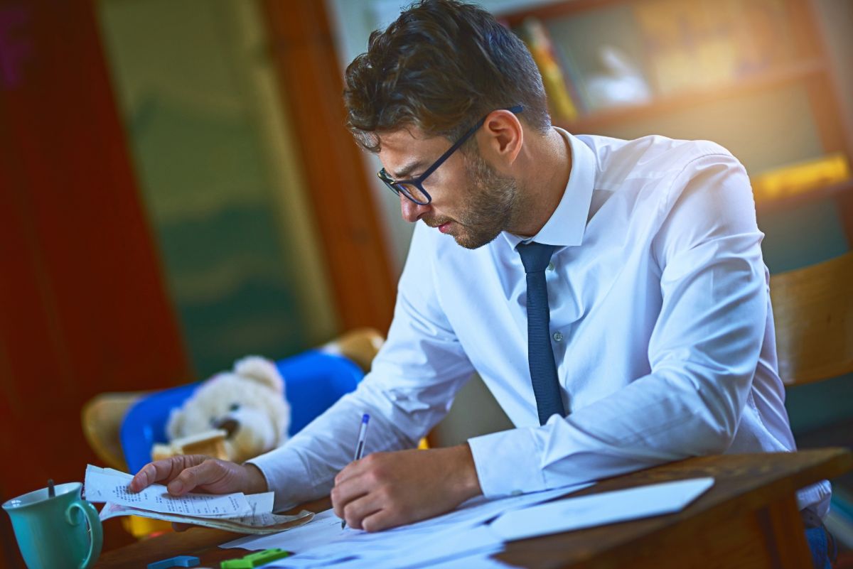 How is average lead time measured in a Kanban system? Spoclearn