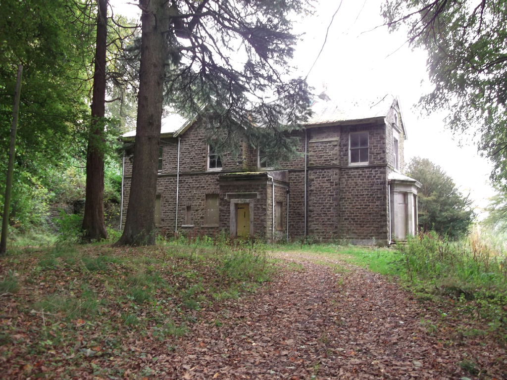 Lletyshenkin Victorian Manor, Cwmbach, Aberdare