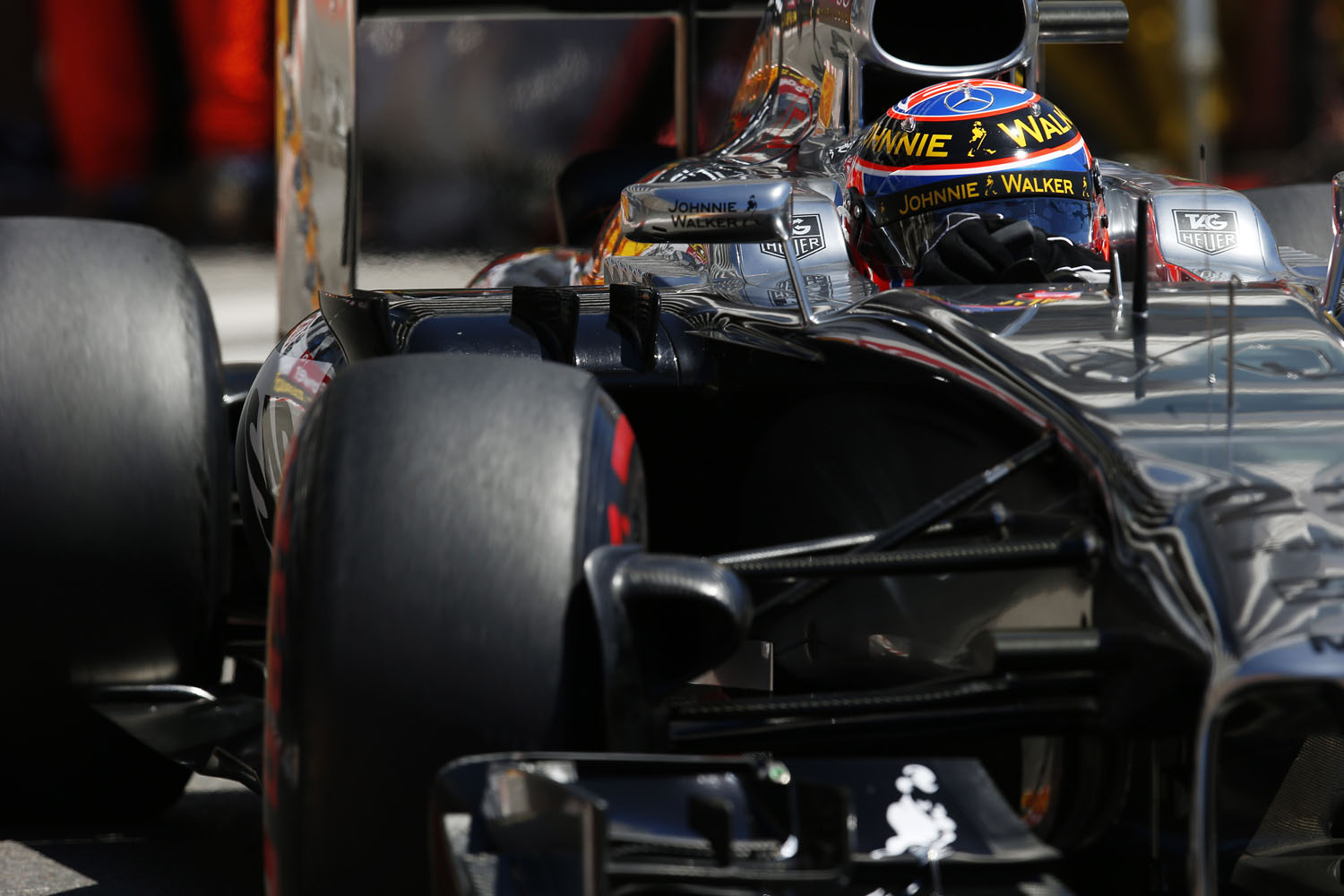 Formule 1, GP de Monaco 2014, Jenson Button sur la piste.