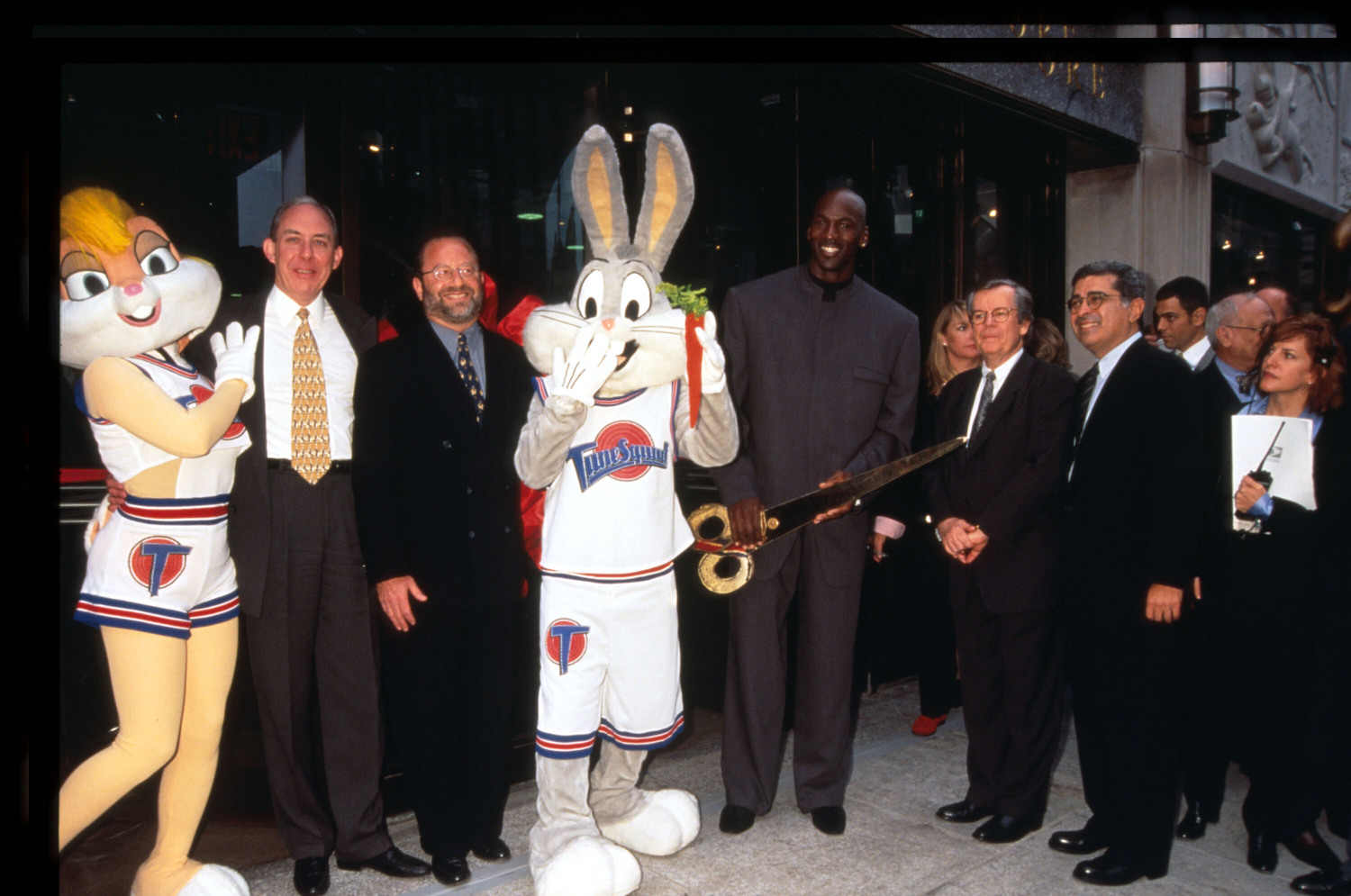 michael jordan space jam 2 monitoring.solarquest.in