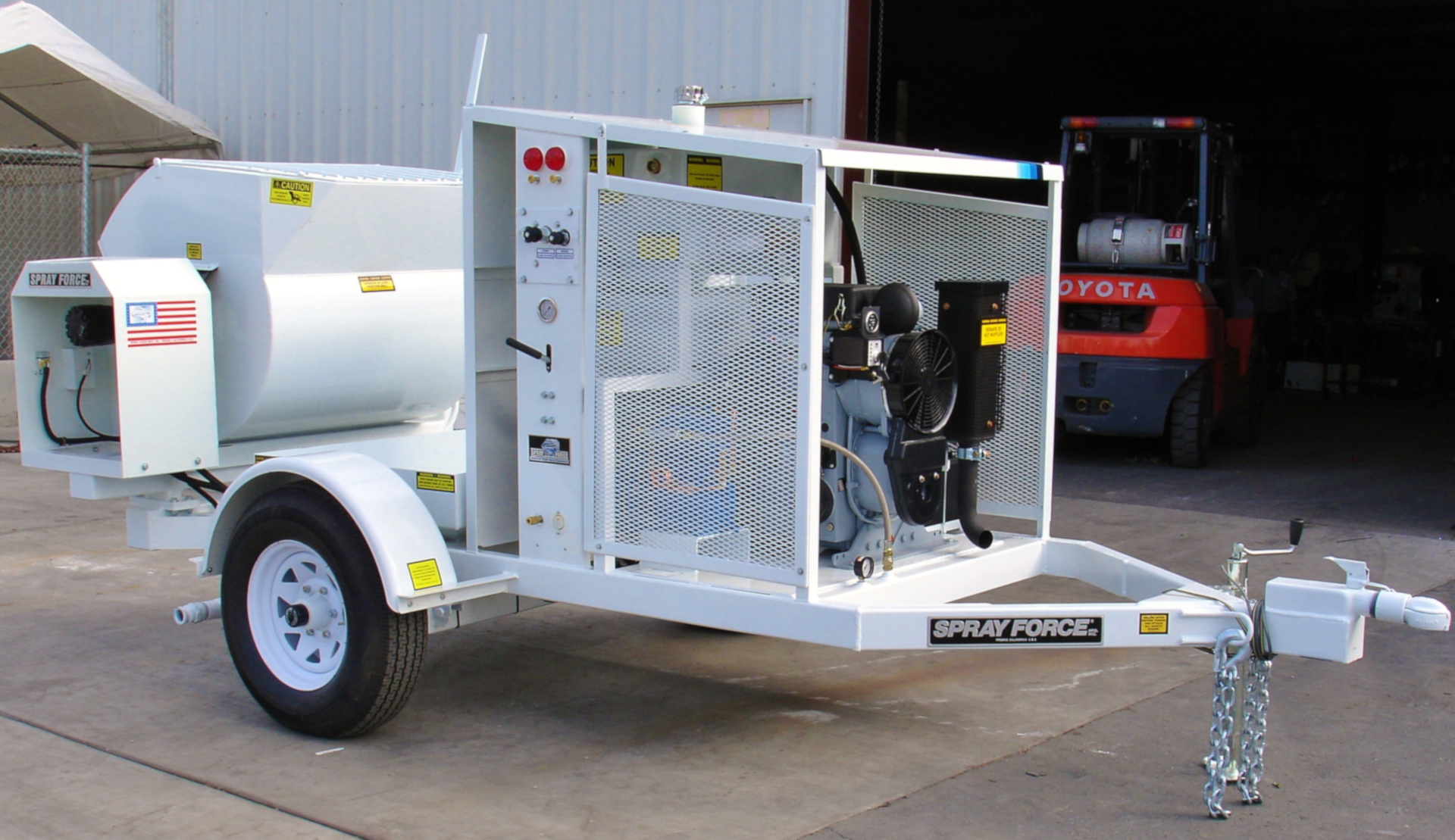 Cyclone DC88 Spray Force High production exterior finish machine.