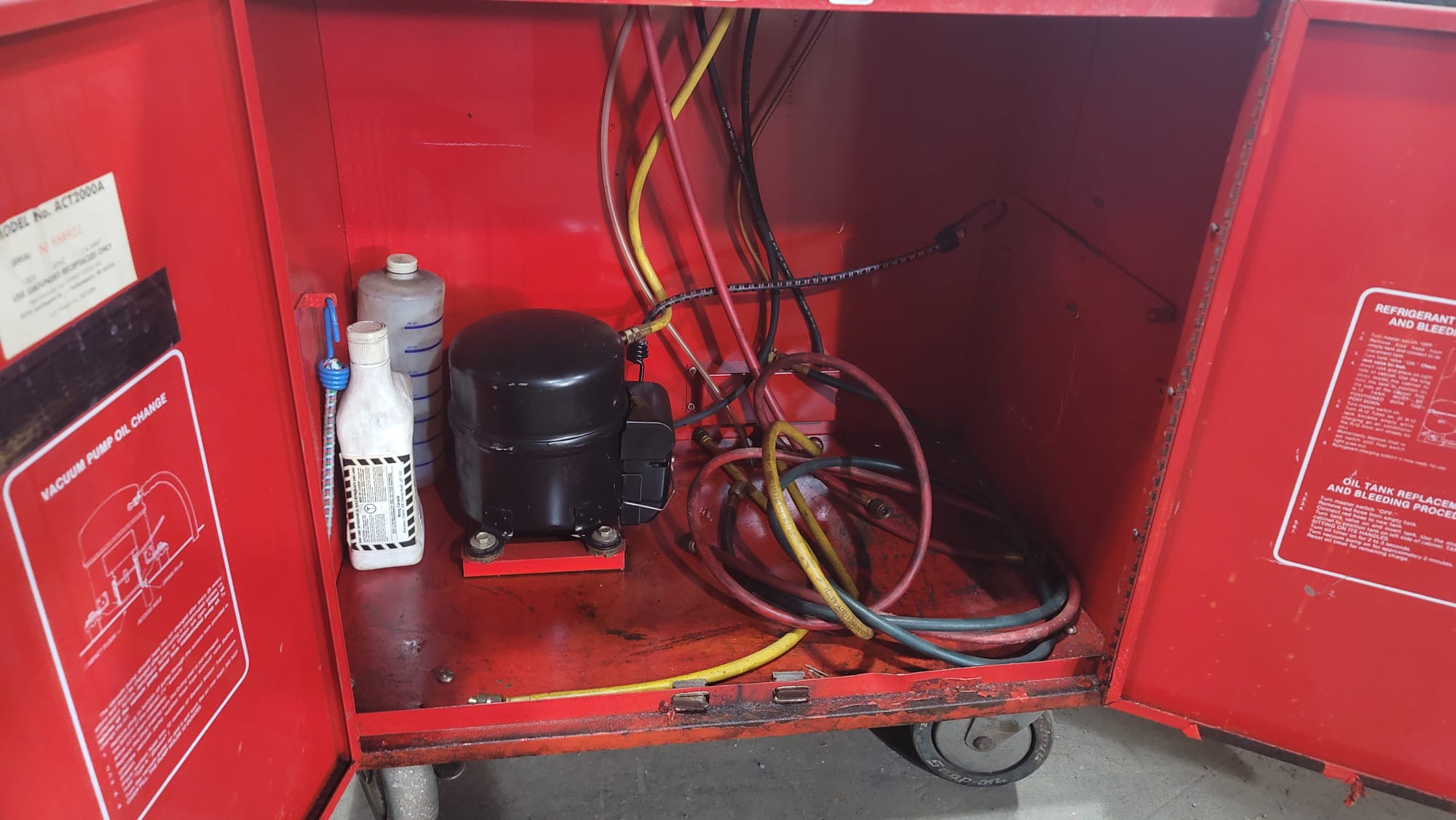 SNAP ON ACT2000A Refrigerant Recycling Recovery System Spring Auto