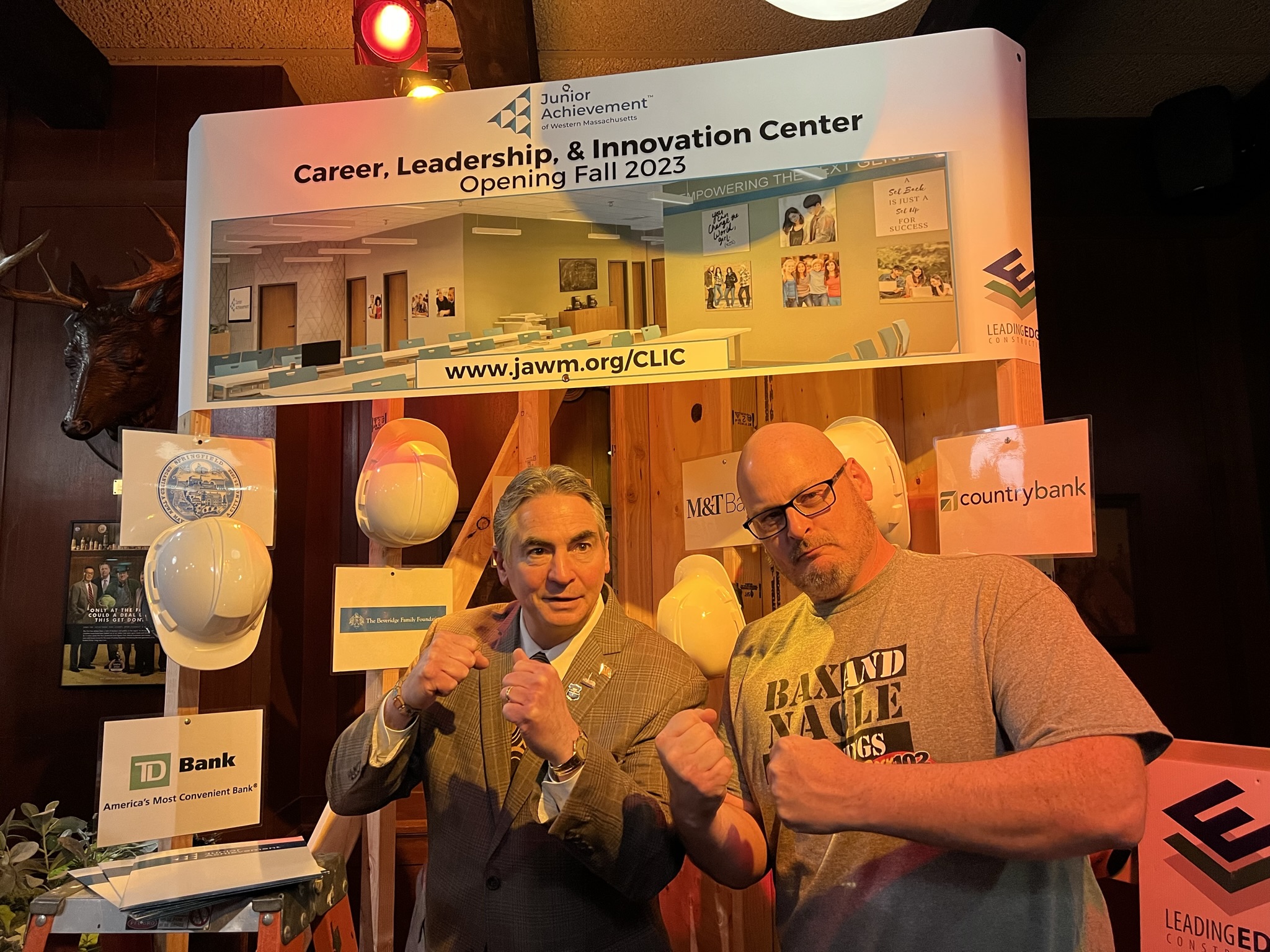 Mayor Sarno serves as Celebrity Bartender to Benefit Junior Achievement