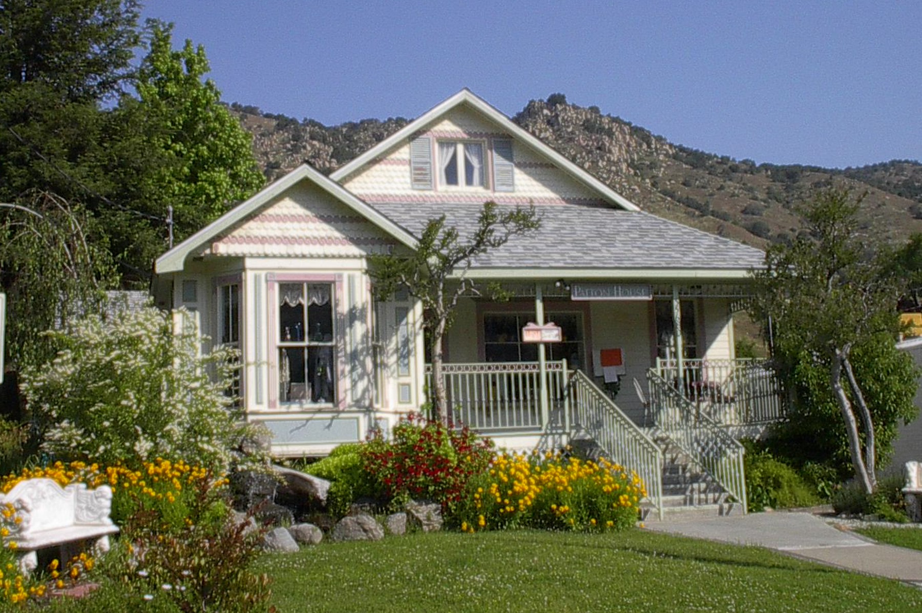 SPRINGVILLE RENTALS