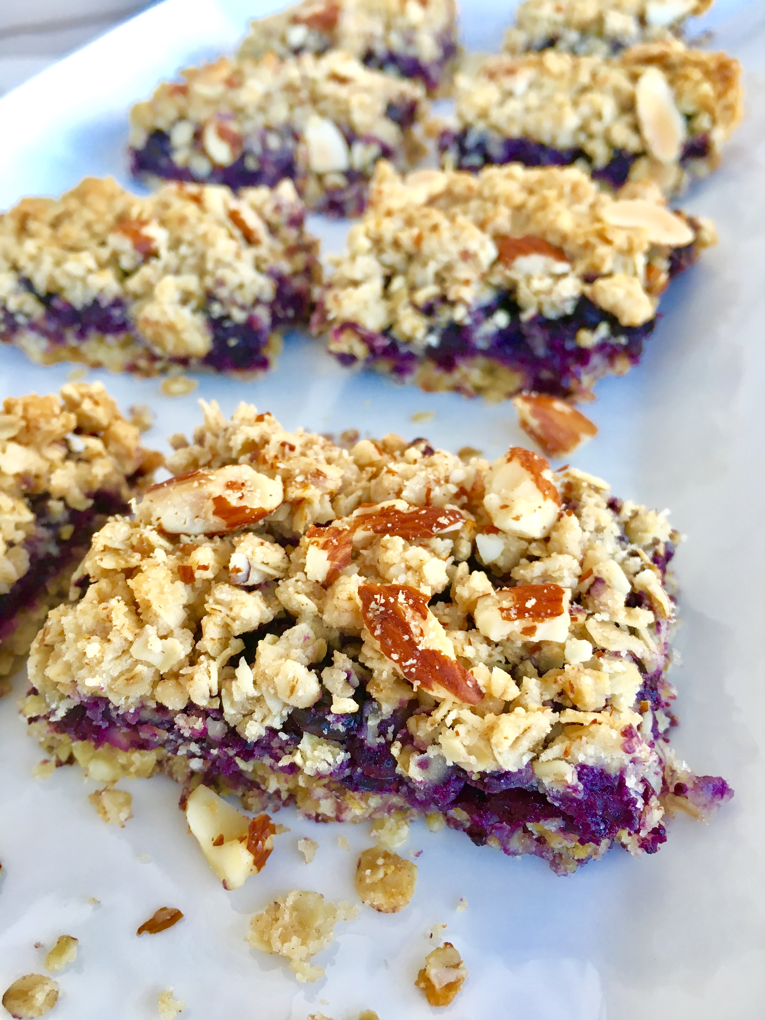 Healthy Wild Blueberry Crumble Bars [Recipe] Sprint 2 the Table