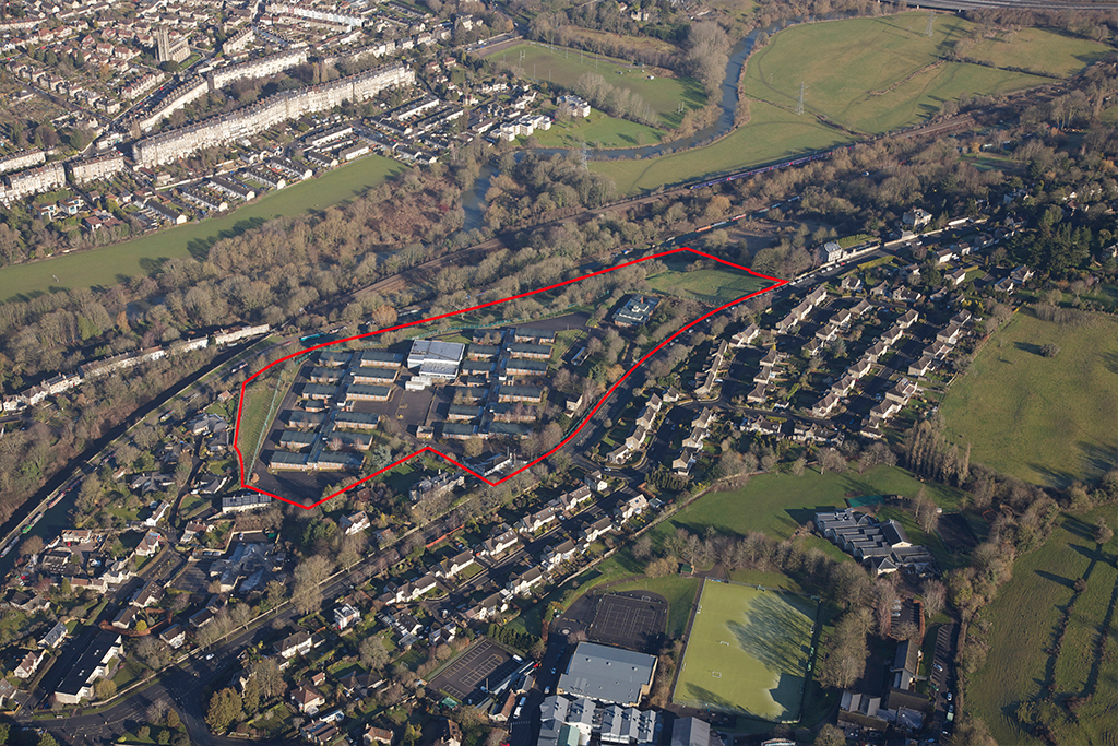 Warminster Road, BATH Square Bay