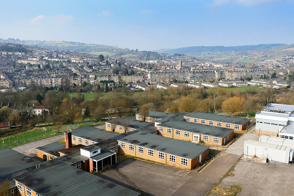 Warminster Road, BATH Square Bay