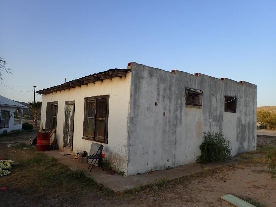 121 Avenue B, Sanderson, Texas