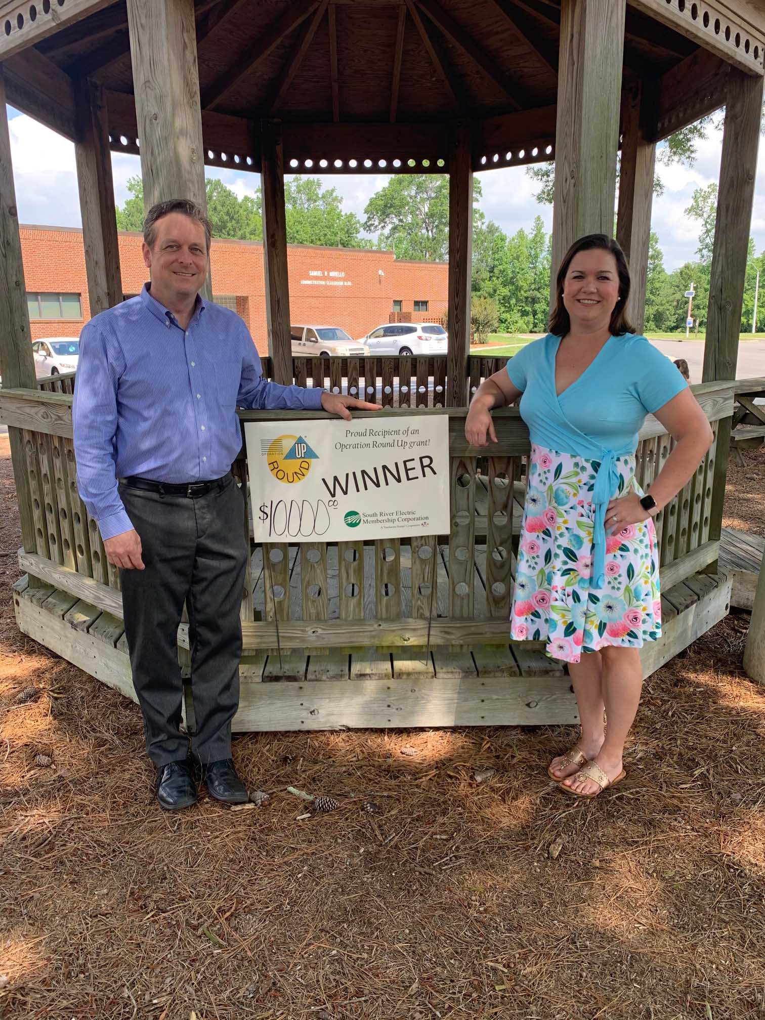 Lending A Helping Hand South River Electric Membership Corporation